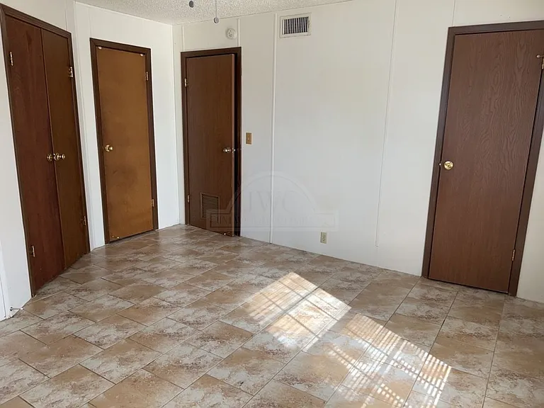 3104 Julie Ln — Photo 16