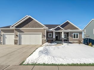 803 Yorktown Rd, Deforest, WI 53532