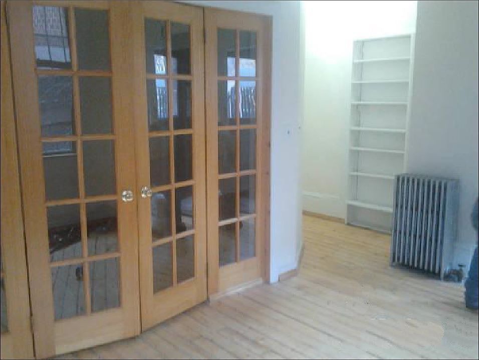 1st image of 144 Stanton St APT 1