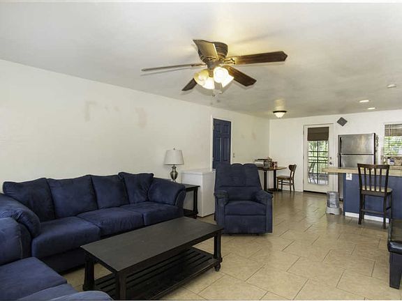 4th image of 1135 E Sunnyslope Ln