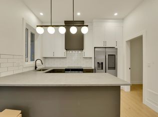 1436 E 1st Ave #1, Vancouver, BC V5N1A3