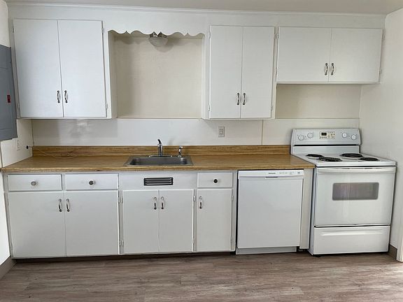 5th image of 1047 W Lakeside Dr