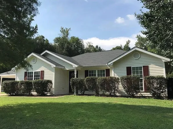 13 Mann St, Phenix City, AL 36869