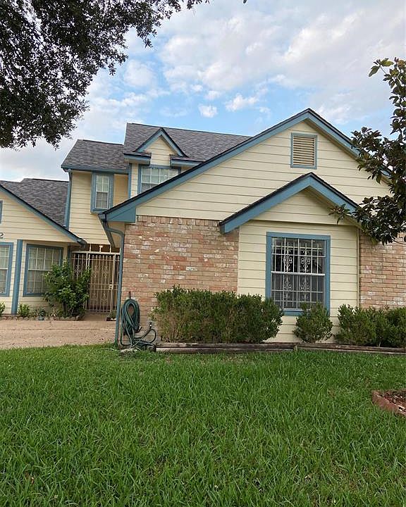 1st image of 12022 Creekhurst Dr
