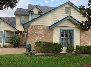 12022 Creekhurst Dr, Houston, TX 77099