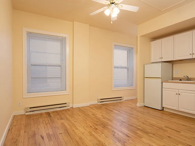 Washington Plaza Apartments — Photo 17