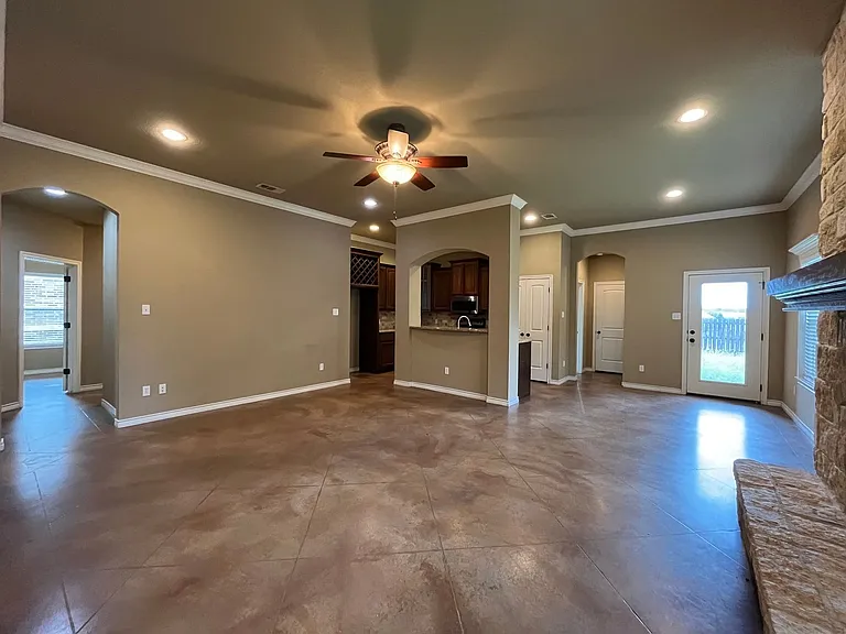 3113 Silver Saddle Dr — Photo 5