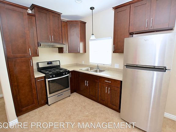 4th image of 935 Skeel Dr
