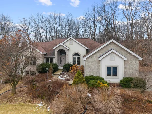 7871 Wood Pond Trl, Cross Plains, WI 53528