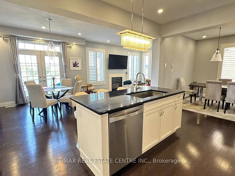 13 Alister Dr #MAIN UPPER — Photo 13