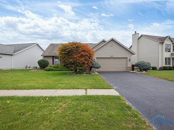 3rd image of 691 Hunters Creek Dr