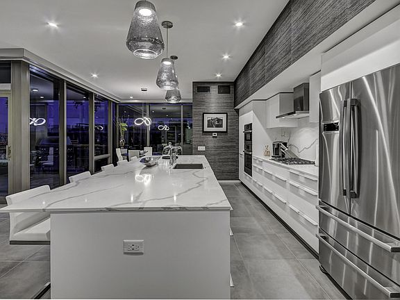 2nd image of 7120 E Kierland Blvd #1018