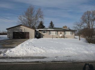 1494 Cheesman Rd, Saint Louis, MI 48880