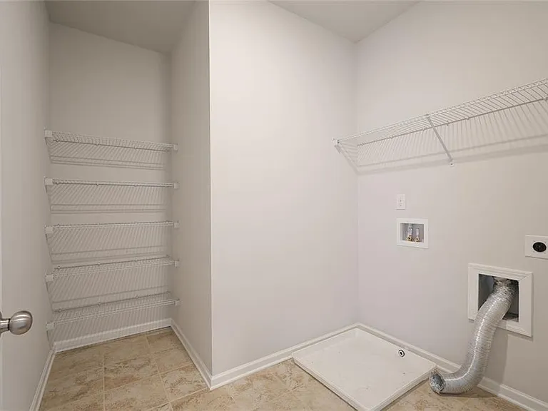 4240 Hickory Pine Aly — Photo 23