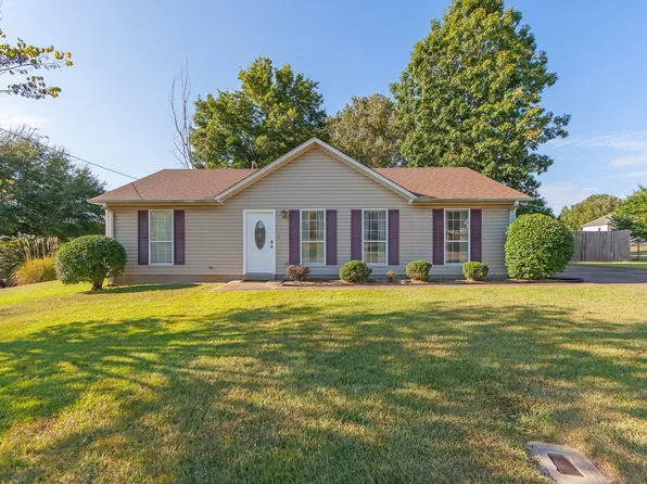 120 Lost Creek Dr, Jackson, TN 38305