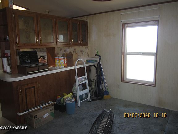 4th image of 16981 Summitview Rd Unit 7