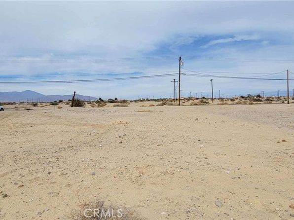 2238 Harbor Dr #11, Thermal, CA 92274