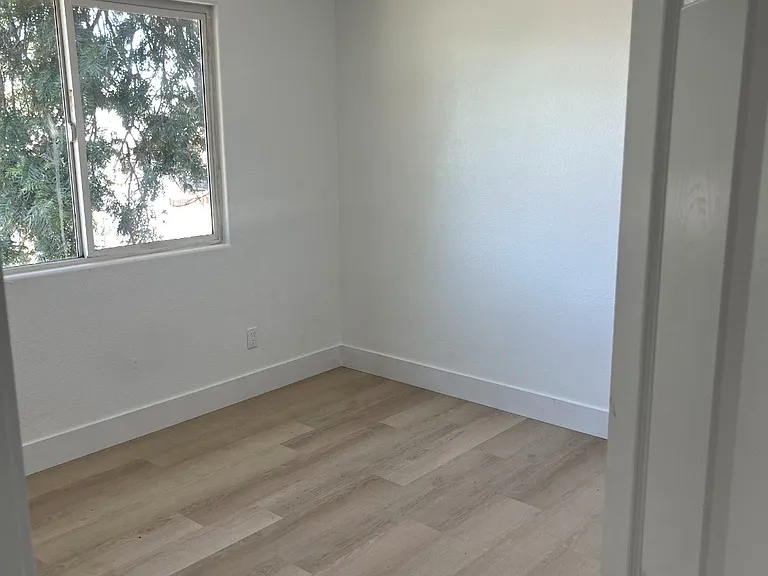 306 E Ivy St #B — Photo 14