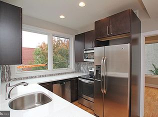 1600 South St APT 3, Philadelphia, PA 19146
