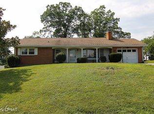 3604 Parkwood Dr SW, Roanoke, VA 24018