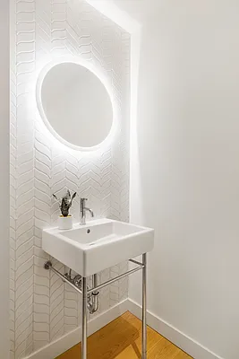 Sold by Douglas Elliman | media 8