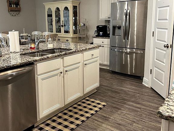 2nd image of 3805 Hawks Landing Cir