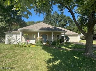 60 Chestnut Dr, Madison, MS 39110