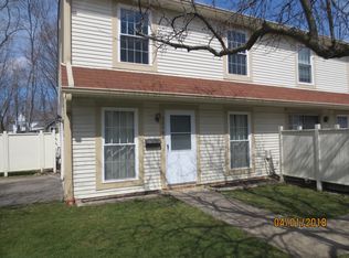 20564 Williamsburg Ct #211D, Middleburg Heights, OH 44130