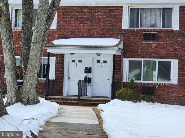 304 South St #A, Eatontown, NJ 07724