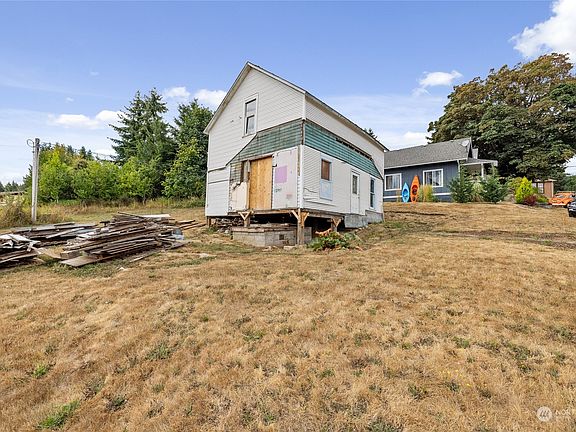 3rd image of 104 Grant Street