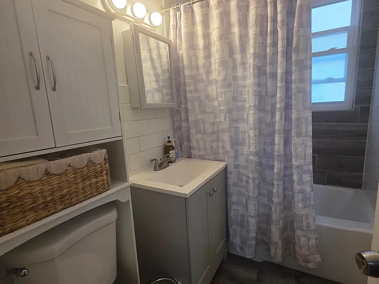 478 Fabyan Pl #1 — Photo 5