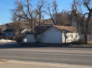909 9th St, Sturgis, SD 57785
