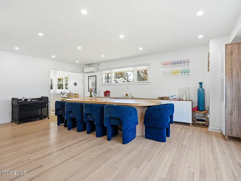 227 Chatham Ave — Photo 13