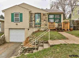 5421 Spring St, Omaha, NE 68106