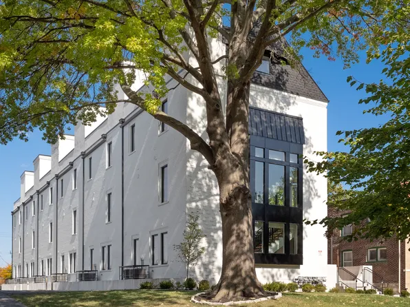 4201 W Pine Blvd #101, Saint Louis, MO 63108