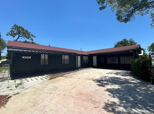 4215 W Oak Ridge Rd, Orlando, FL 32809