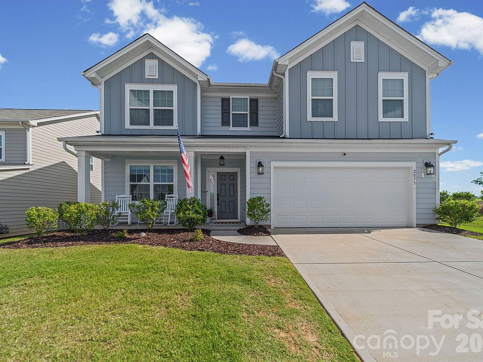 1st image of 2073 Sabra St