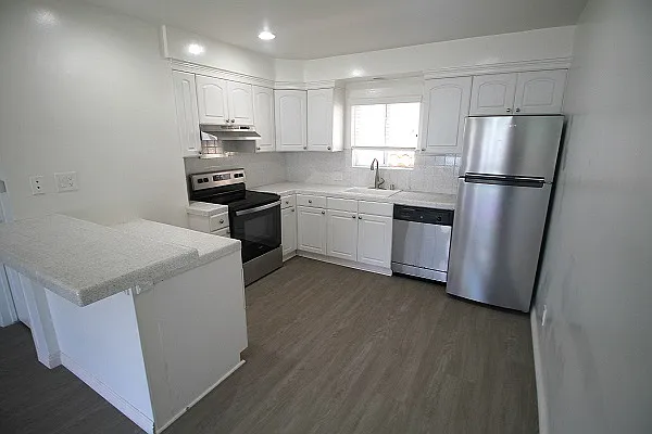 910 S Catalina Ave #2K — Photo 4