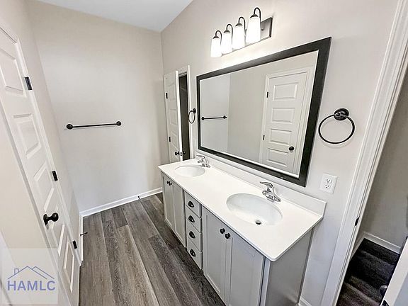 7th image of this home