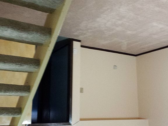 5th image of 64 N Lakewood Gardens Ln