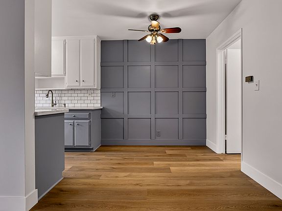 3733 Military Dining Rm Accent Wall