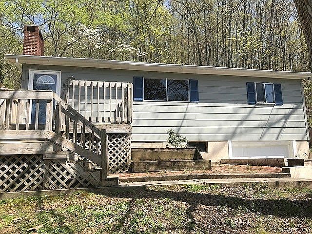 1st image of 506 Martin Dr NW