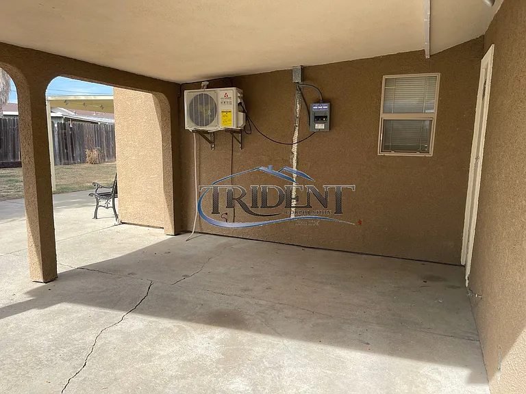 4400 Martel Dr — Photo 13