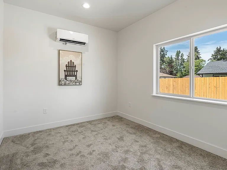 4924 Diamond Blvd #2 — Photo 9