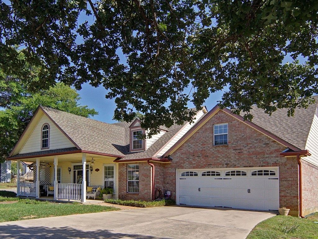 1616 Briar Dr, Bedford, TX 76022 | Zillow