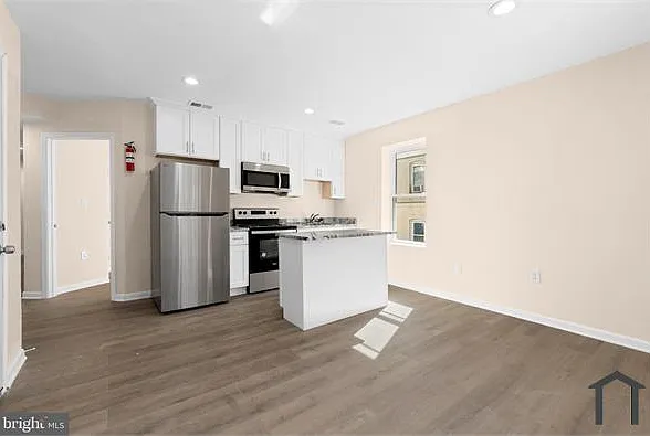 3158 Buena Vista Ter SE #5 — Photo 6