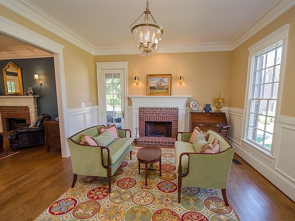 3rd image of 125 Swearengen Ct