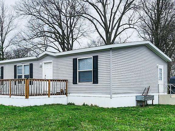 4th image of 3500 W Brookfield Dr #21