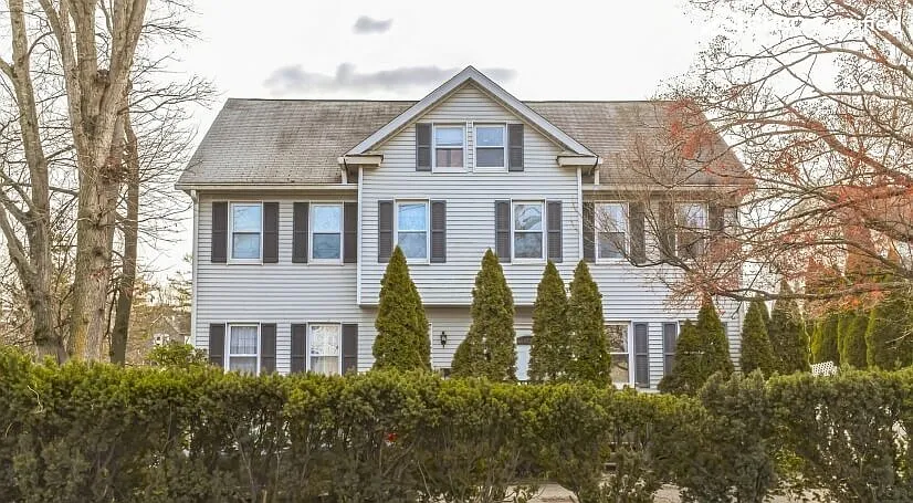 25 Valley Rd