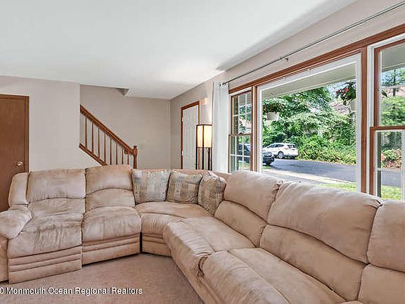 2nd image of 110 Jersey Ave